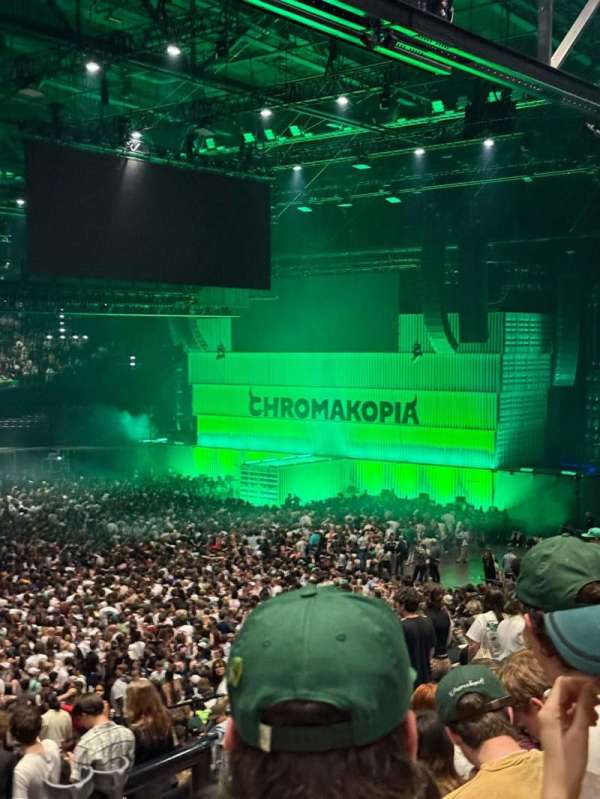 Hallenstadion, block: F1, row: 36, seat: 15