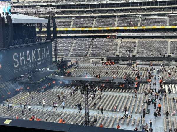 MetLife Stadium, block: 239, row: 5, seat: 7