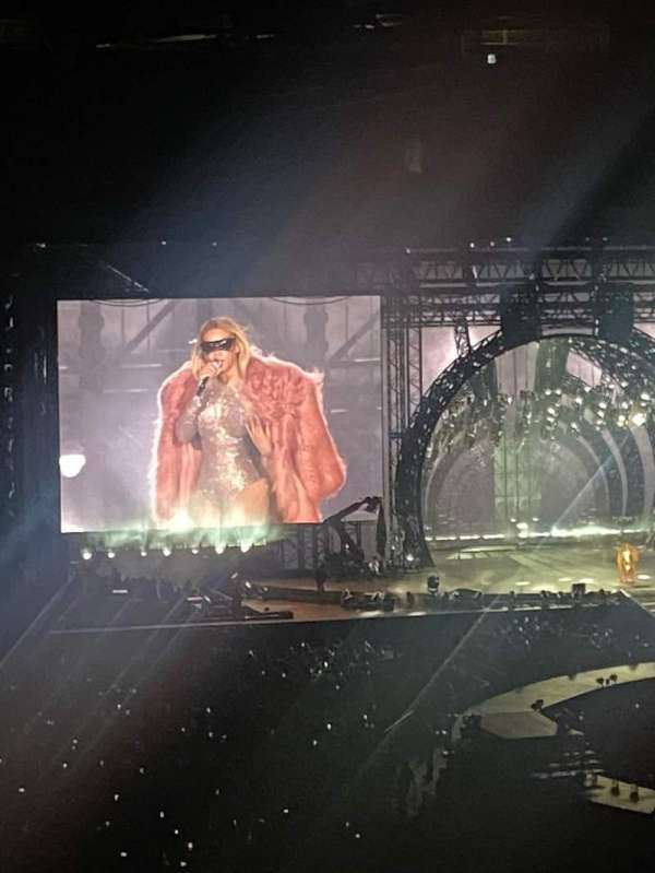 MetLife Stadium, block: 213A, row: 1, seat: 4