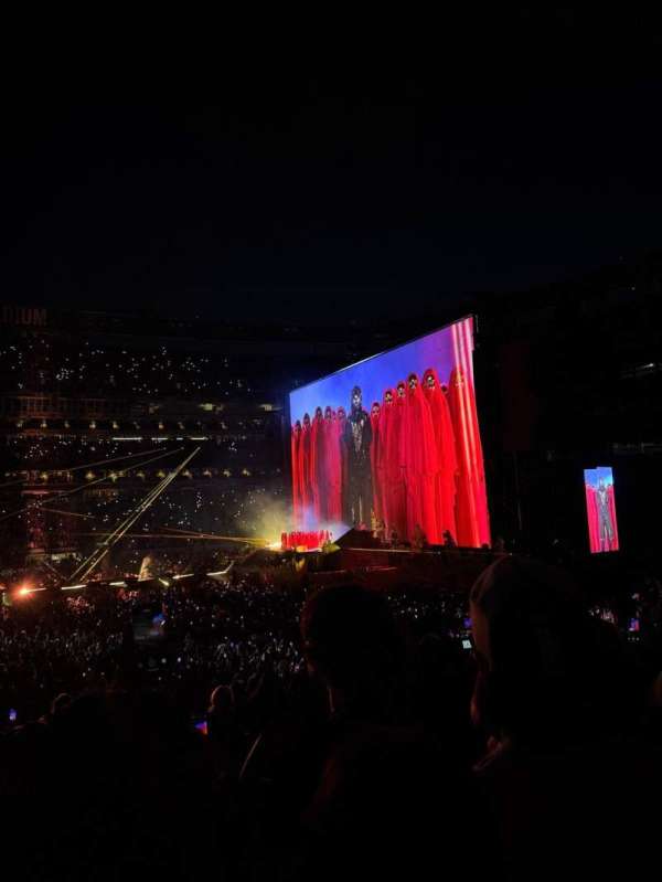 MetLife Stadium, block: 113, row: 18, seat: 3