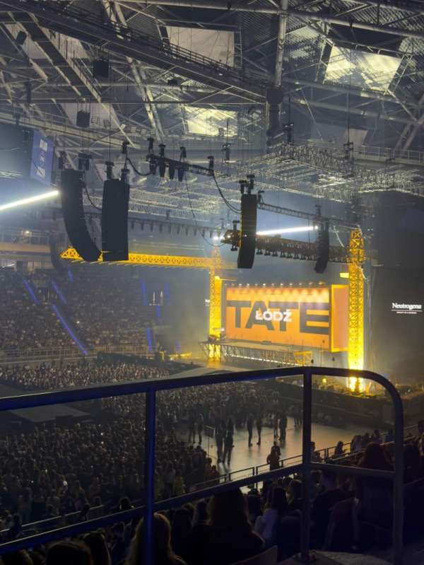 Atlas Arena, block: R, row: 17, seat: 1