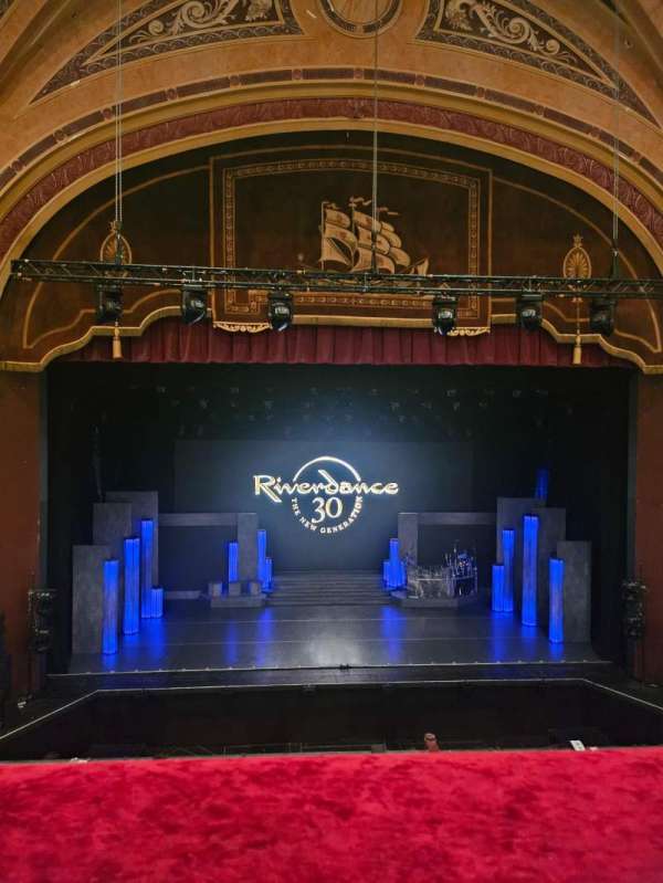Liverpool Empire, block: Circle, row: A, seat: 37