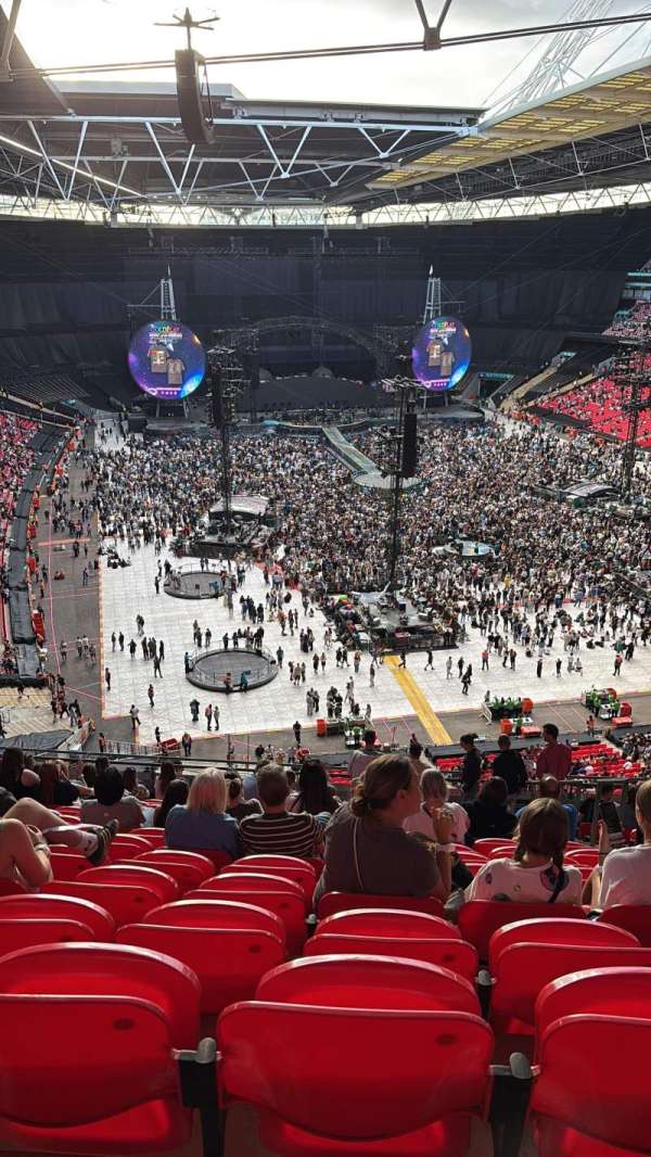 Wembley Stadium, block: 516, row: 16, seat: 79