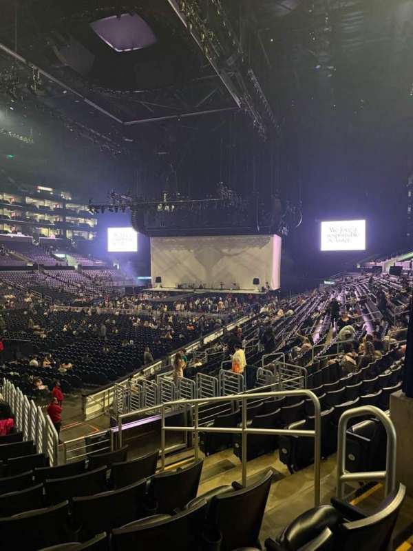 Crypto.com Arena, block: 105, row: 20, seat: 3