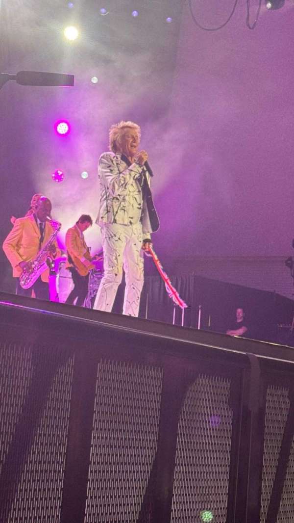 Orion Amphitheater, block: FL4, row: 1, seat: 7-8