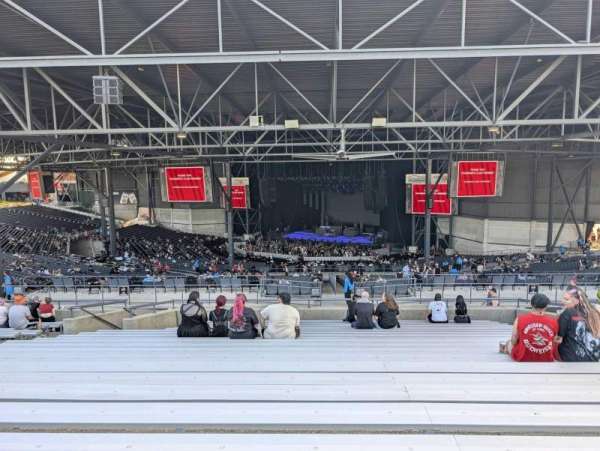 American Family Insurance Amphitheater, block: 305, row: Z, seat: 16