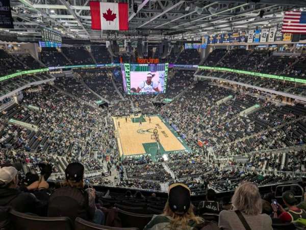 Fiserv Forum, block: 202, row: 10, seat: 9