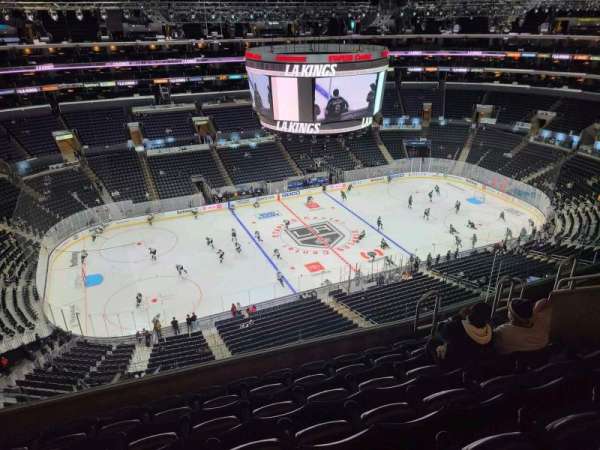 Crypto.com Arena, block: 320, row: 7, seat: 10