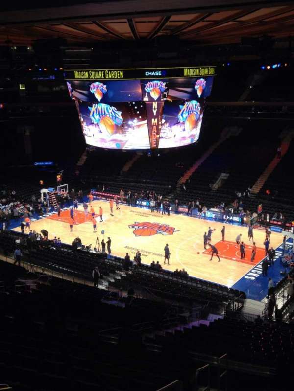 Madison Square Garden, block: 227, row: 11, seat: 10