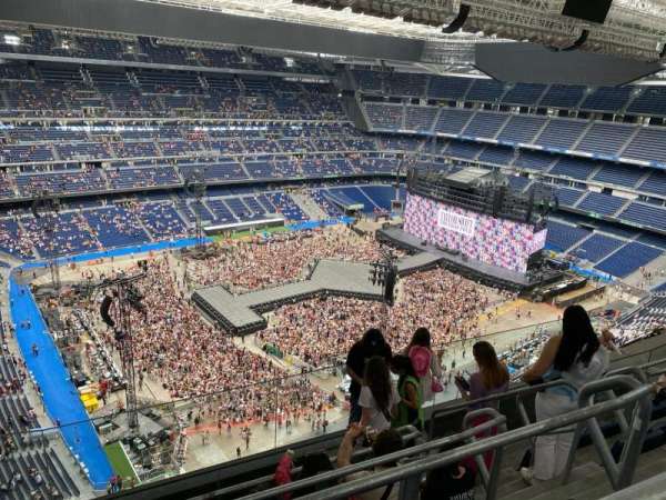 Santiago Bernabéu Stadium, block: 609, row: 5, seat: 11