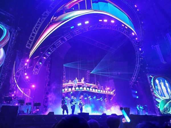 Taipei Arena, block: VIP1, row: 4, seat: 38