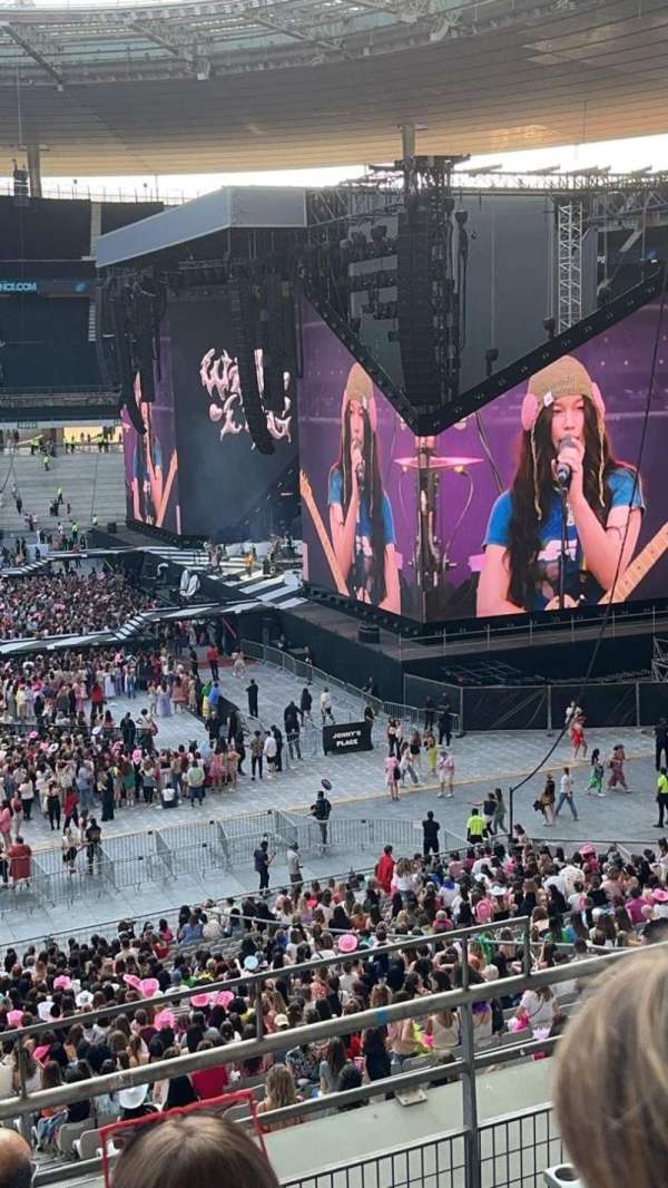 Stade De France, block: E11, row: 39, seat: 17