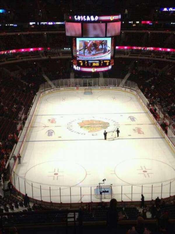 United Center, block: 306, row: 12