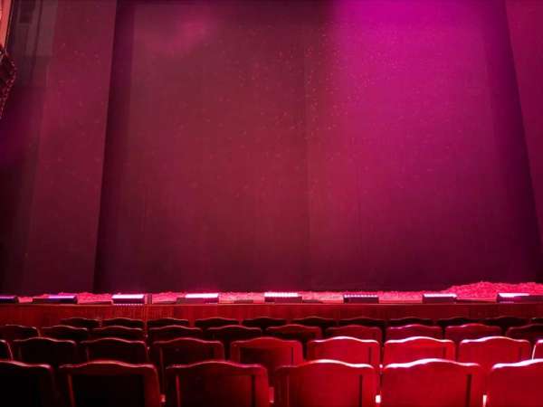 Theatre Royal Drury Lane, block: Stalls, row: G, seat: 29