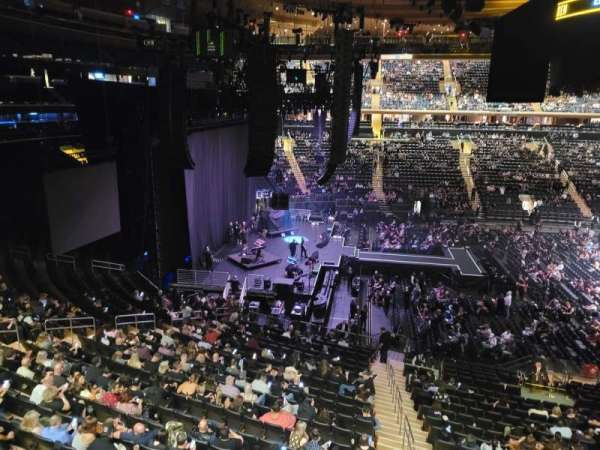 Madison Square Garden, block: 223, row: 1, seat: 10