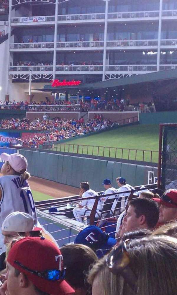 Globe Life Park in Arlington, block: 47, row: 4, seat: 4