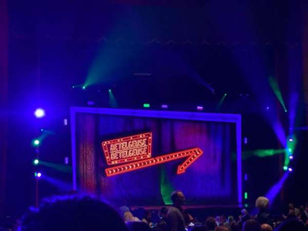 Uihlein Hall, block: Orchestra L, row: W, seat: 17