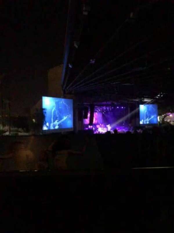 Talking Stick Resort Amphitheatre, block: 305, row: B, seat: 19